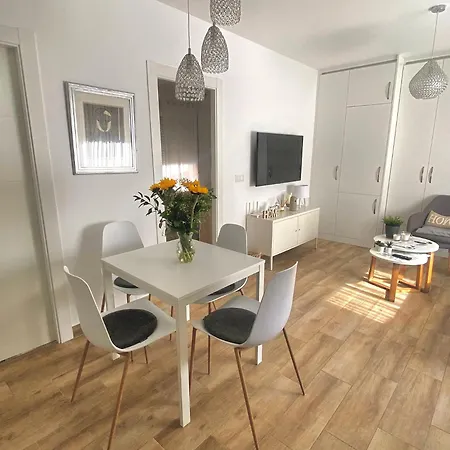 115 - Center 2 Minutes From The Beach! Apartment Fuengirola